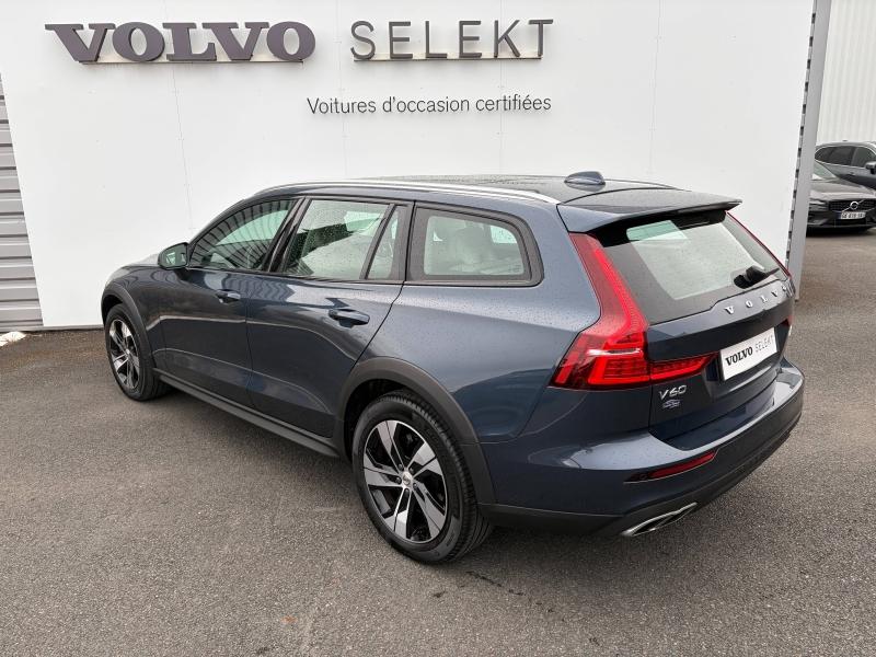 VOLVO V60 Cross Country B4 AWD 197ch Pro Geartronic