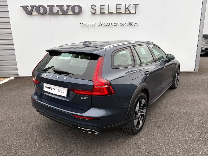 VOLVO V60 Cross Country B4 AWD 197ch Pro Geartronic
