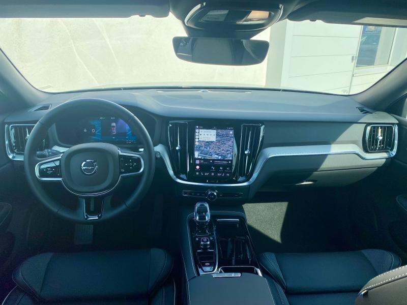 VOLVO V60 T6 AWD 253+145ch Plus Style Dark Geartronic 8