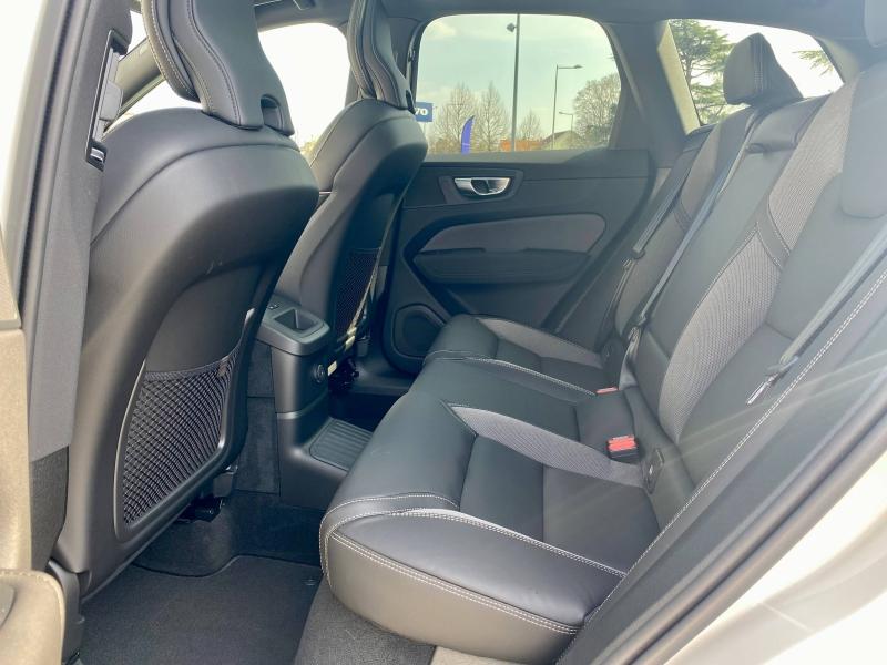 VOLVO XC60 T6 Hybride Rechargeable 253 + 145ch Black Edition Geartronic 8 AWD