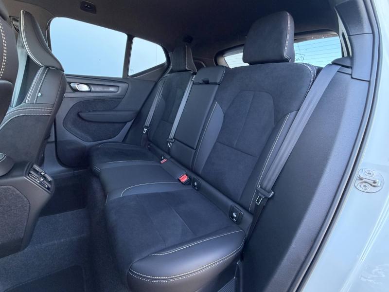 VOLVO XC40 B3 163ch Black Edition DCT 7