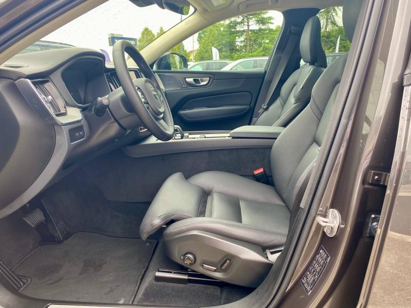 VOLVO XC60 T6 Hybride Rechargeable 253 + 145ch Ultra Style Dark Geartronic 8 AWD