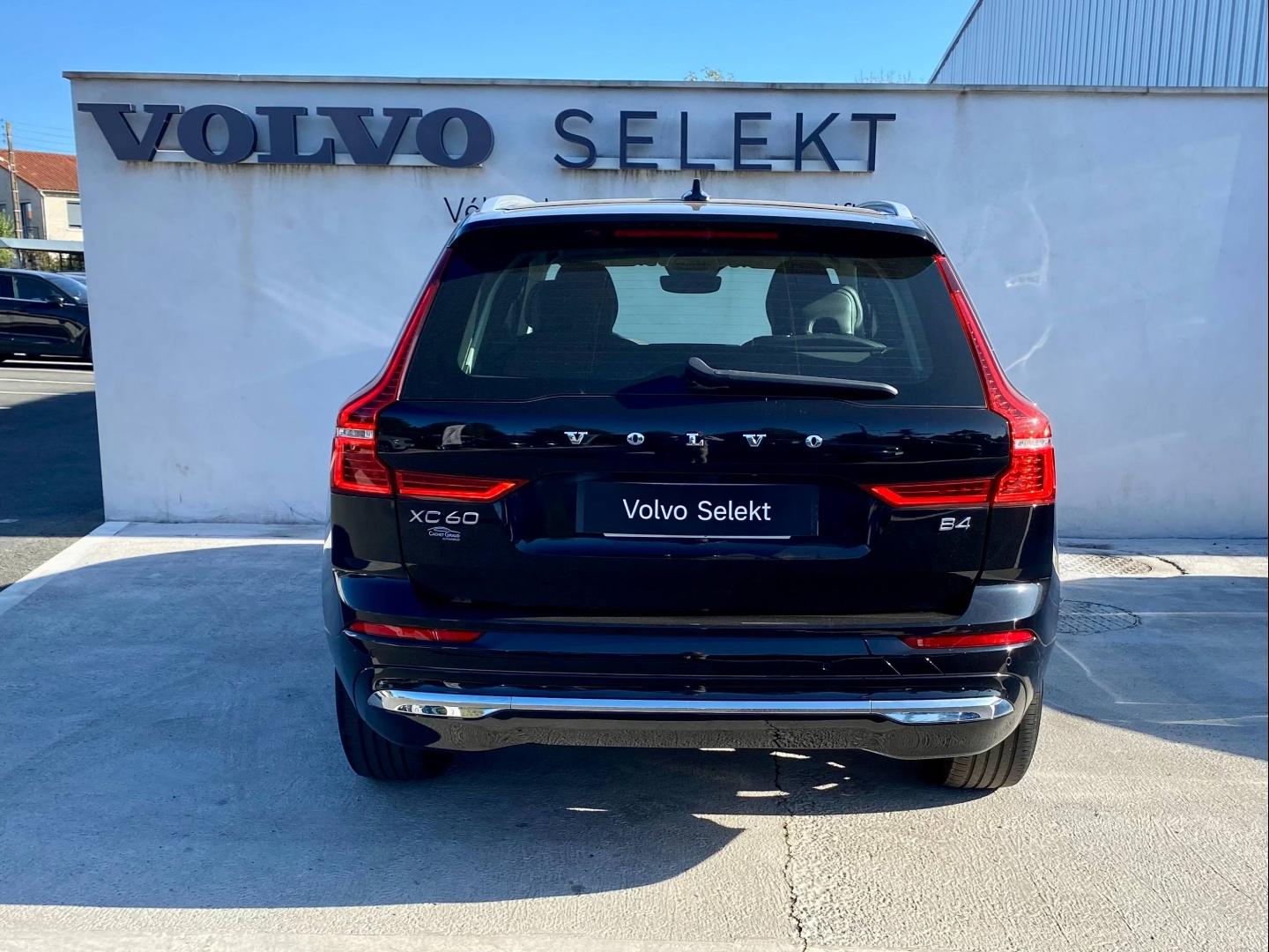 VOLVO XC60 B4 AdBlue 197ch Plus Style Chrome Geartronic