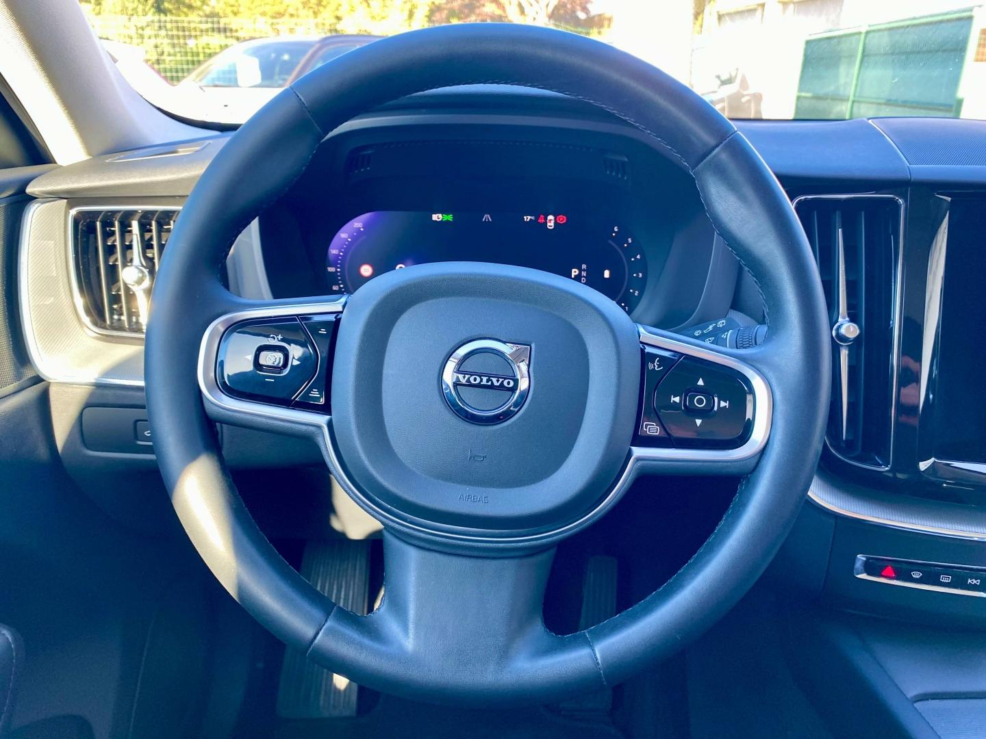 VOLVO XC60 B4 AdBlue 197ch Plus Style Chrome Geartronic