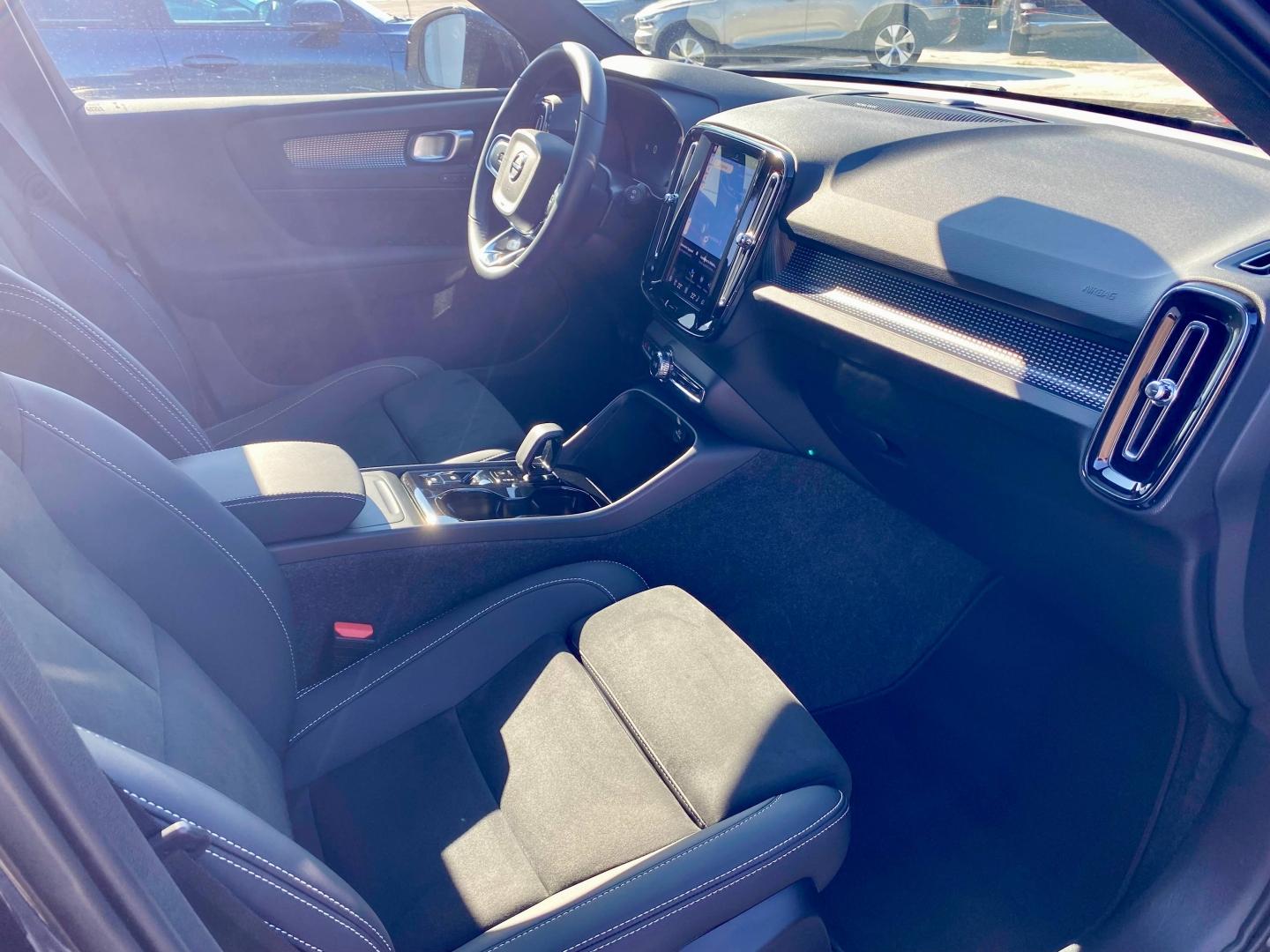 VOLVO XC40 B3 163ch Ultra DCT 7