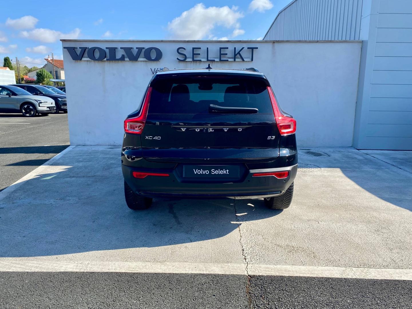 VOLVO XC40 B3 163ch Ultra DCT 7