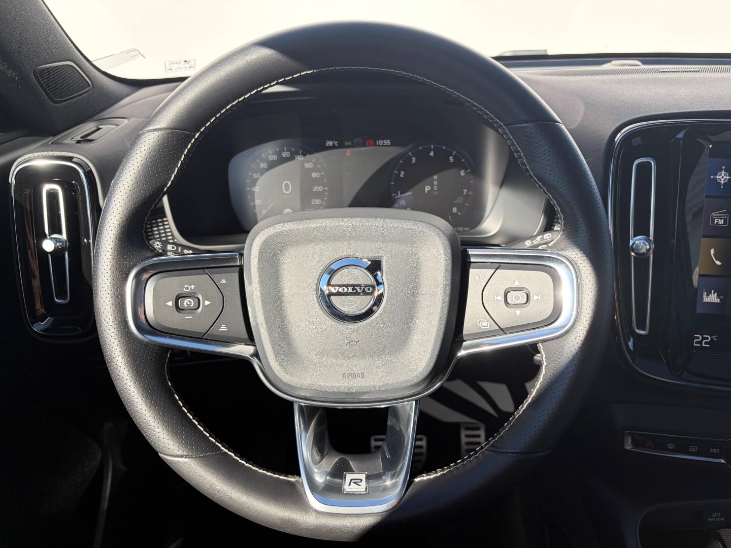 VOLVO XC40 T4 190ch R-Design Geartronic 8