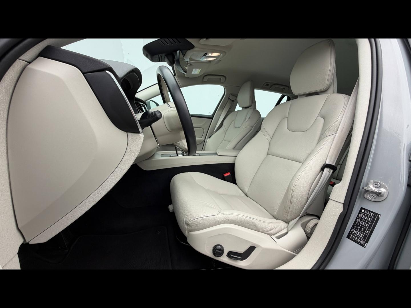 VOLVO V60 B3 163ch Start DCT 7